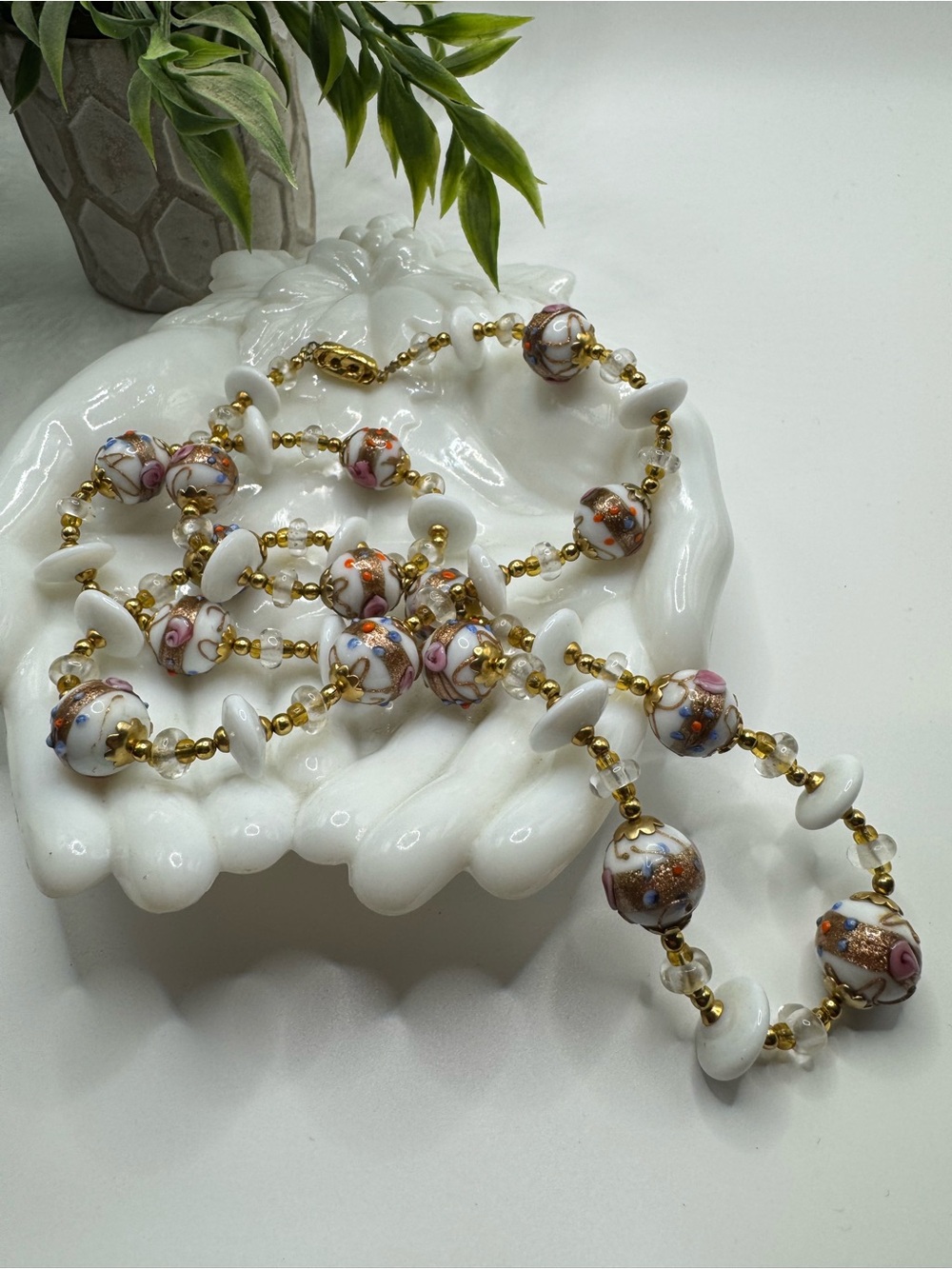 Vintage Art Deco Venetian glass wedding cake bead necklace, EUC. 32”.